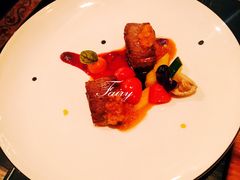 澳洲谷饲菲力牛排配烤制精品蔬菜-EATALIA意塔利意式餐厅(鼓楼店)