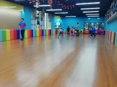 -云霄之星少儿滑板轮滑跳绳(远洋未来广场店)