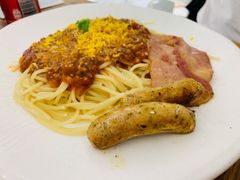 番茄拇指肠培根意面-伊诺咖啡(东川路店)