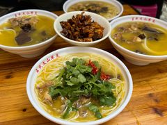 -文山荷鲜居(翠湖店)