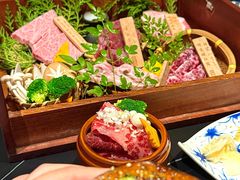 -山川小町·极番烧肉(新地假日广场店)