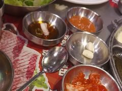 -GOGIYA·咕叽吖韩国传统烤肉店(东方新天地店)