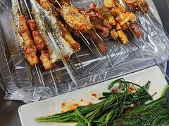 -小山羊功夫串·泰安烧烤·海鲜小炒老地摊店