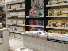 -钟书阁(群光广场店)
