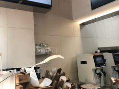 -喜茶(上海淮海中路渔阳里店)
