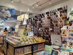 -猫的天空之城概念书店(束河店)