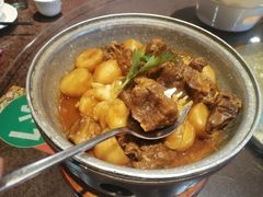 土豆烧牛腩-刘胖子家常菜·蹄花焖藕(中南店)