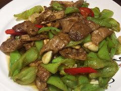 -那家老院子东北菜·饺子·小鸡炖蘑菇(艳华街店)