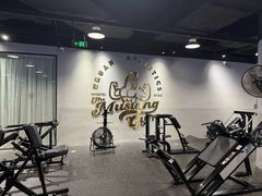 -TMG潮流健身(奥体莲荷里店)