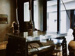 -Metal hands·铁手咖啡