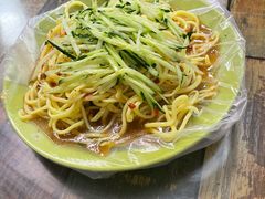 -艾力江和田馕坑烤肉店
