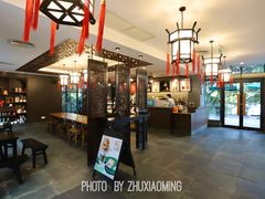 -星巴克(南宁民歌湖店)