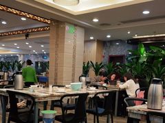 大堂-椿记烧鹅(叠彩店)
