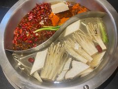 -沸炉重庆老火锅(军事博物馆店)