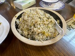 徽式抄饭-缘来聚·徽菜名店(黄山宏村店)