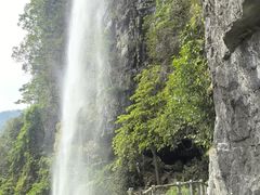 -牛角寨瀑布景区