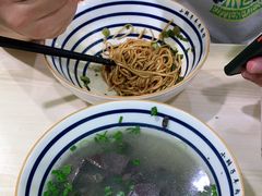 -小辫子羊肉面馆(周东店)