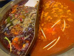 -沸炉重庆老火锅(军事博物馆店)