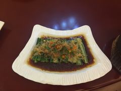-山珍王国·云南野生菌石锅鱼