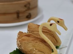 鲍鱼天鹅酥-白天鹅宾馆-宏图府餐厅