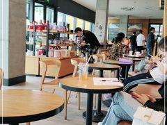 大堂-星巴克(大连甘井子万达分店)