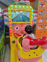 -宝贝渡口儿童游乐园(华南安盛店)