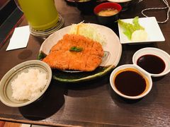 鹿儿岛黑毛猪排-矢场猪(名古屋站三井楼北馆店)