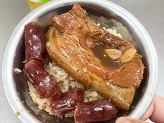 -梁阿婆廿年老牌扣肉糯米饭
