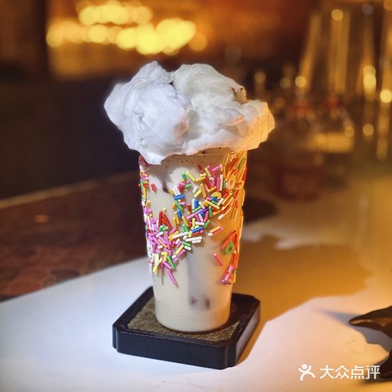 红狒狒鸡尾酒吧