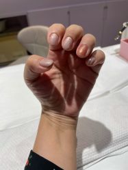 -孔雀手美甲美睫护理