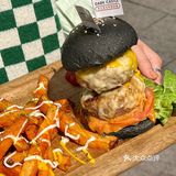 苏州有口福了‼️首家美式黑汉堡🍔超厚牛肉饼还会爆汁