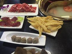 -怡品川宇火锅(宝立方店)