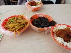 -咱家王新国把子肉(县东巷店)