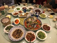 -湘潭九龙鱼头店(城南西路店)