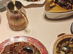 -八府香鸭·啫啫煲(华山路店)