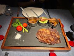 -弦月窗LUNETTE BY AMANDA(复兴路店)