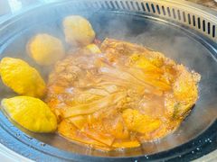 -锅老头海鲜铁锅炖