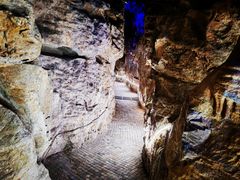 -泰安地下龙宫景区