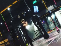 -VLines耀能运动24小时·月付制健身(京广桥店)