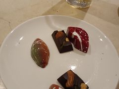 -广州中心皇冠假日酒店·汇点大堂吧
