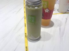 -奈雪的茶(湖滨银泰in77C区PRO店)