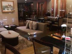 -曼谷湄南河畔华美达广场酒店