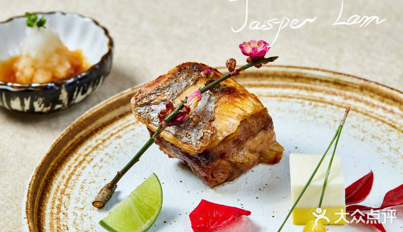 ⓿❷. ❷❻ 菜单就是选择不同价位的套餐（按人头算）