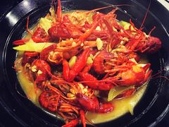 -虾弄弄海派小龙虾·牛羊蝎子火锅