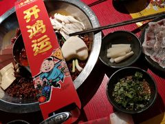 -谭鸭血老火锅(万象九宜城店)