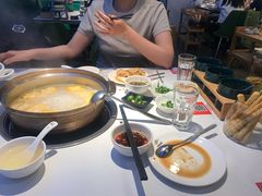 -烹然四季椰子鸡火锅(姚家园万象汇店)