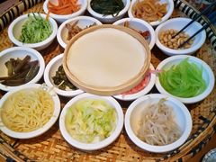 -包整·丝娃娃(一览甲秀楼风景店)