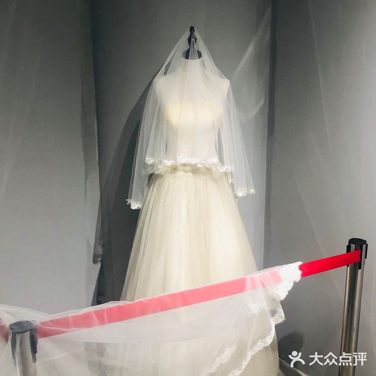 记忆中你的样子，像鱼记住水的拥抱