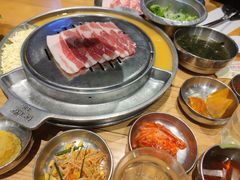 -姜虎东白丁烤肉(虹桥天地店)