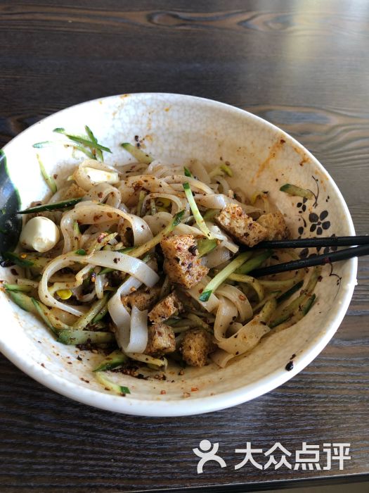 老潼关肉夹馍红油凉皮图片 - 第2张